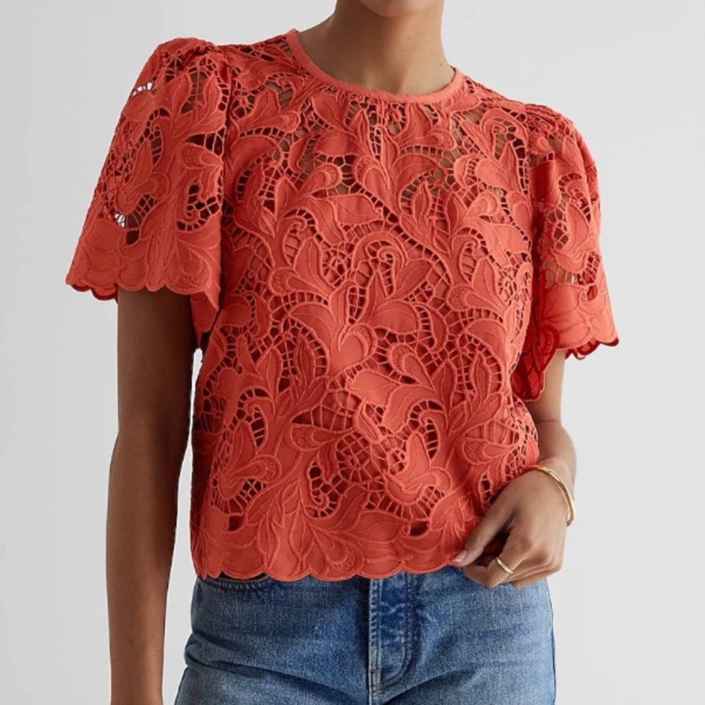 Express Elegant Orange Lace Top w/ lined cami
